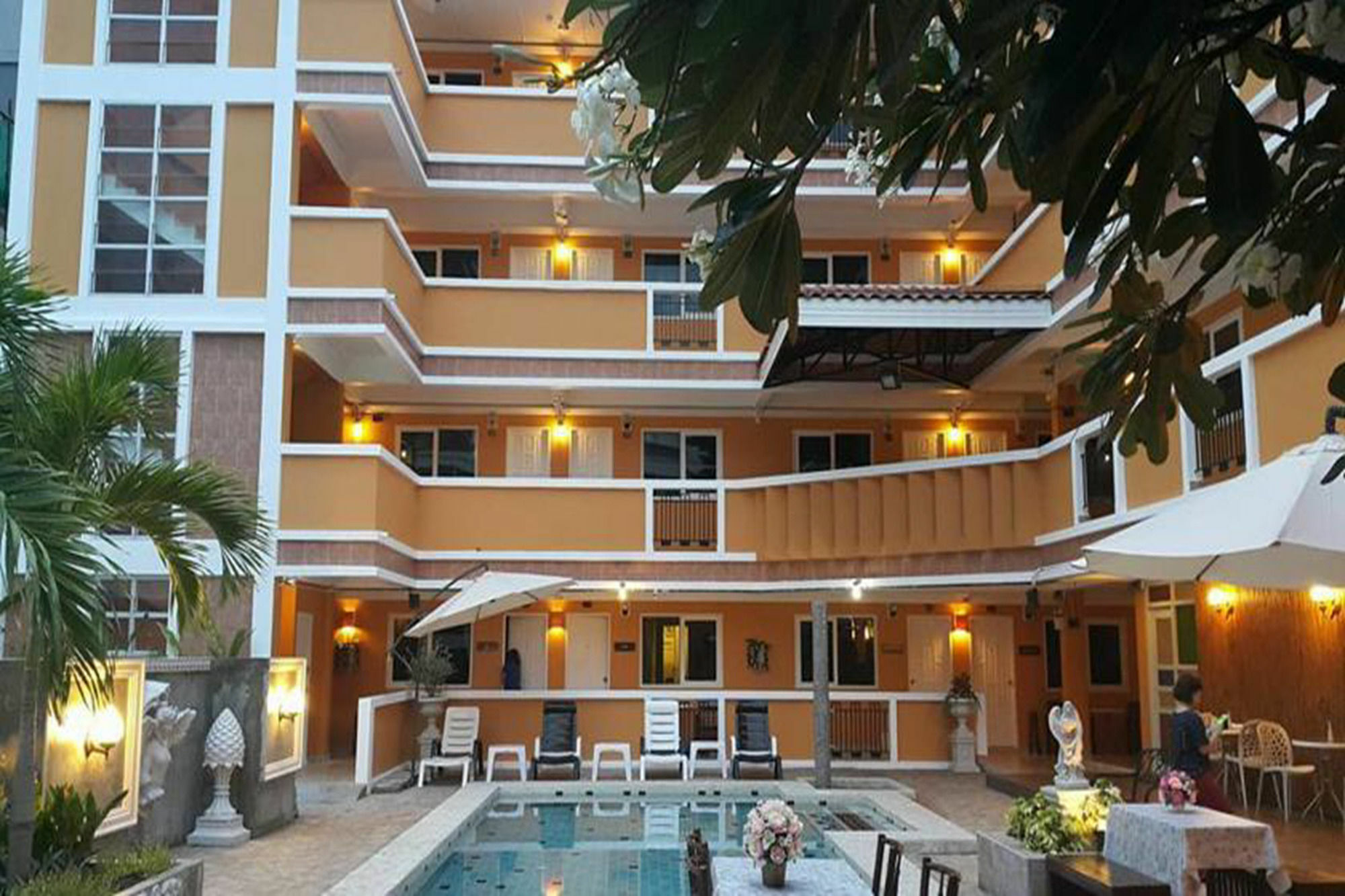 Hotel Jean Boutique Pattaya Zewnętrze zdjęcie